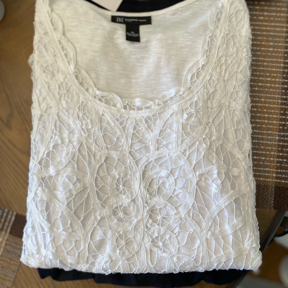 New with tags I NC 1X top white with lace overlay